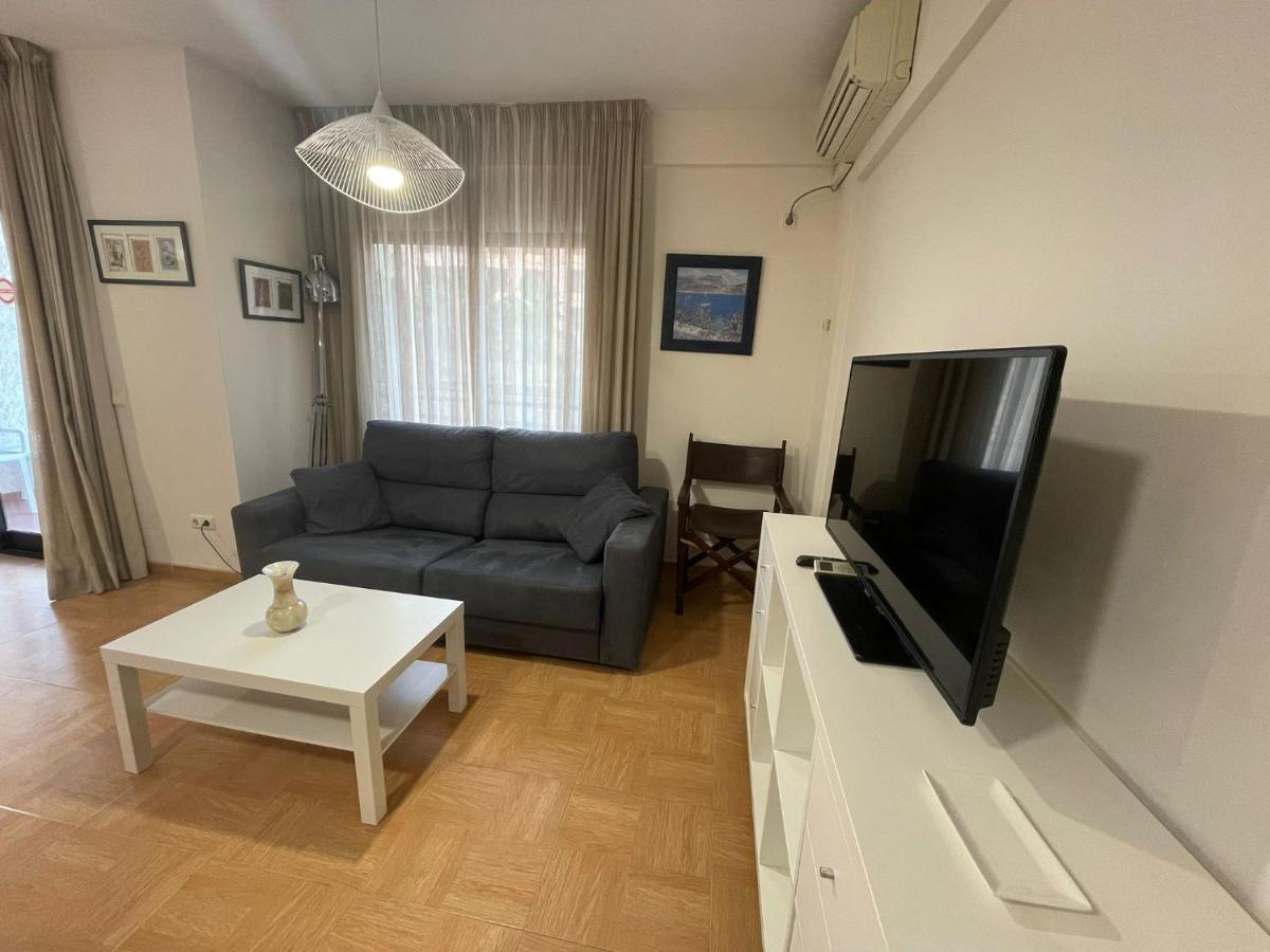 Beachfront 1Br Apartment In Center Of Marbella! Kültér fotó