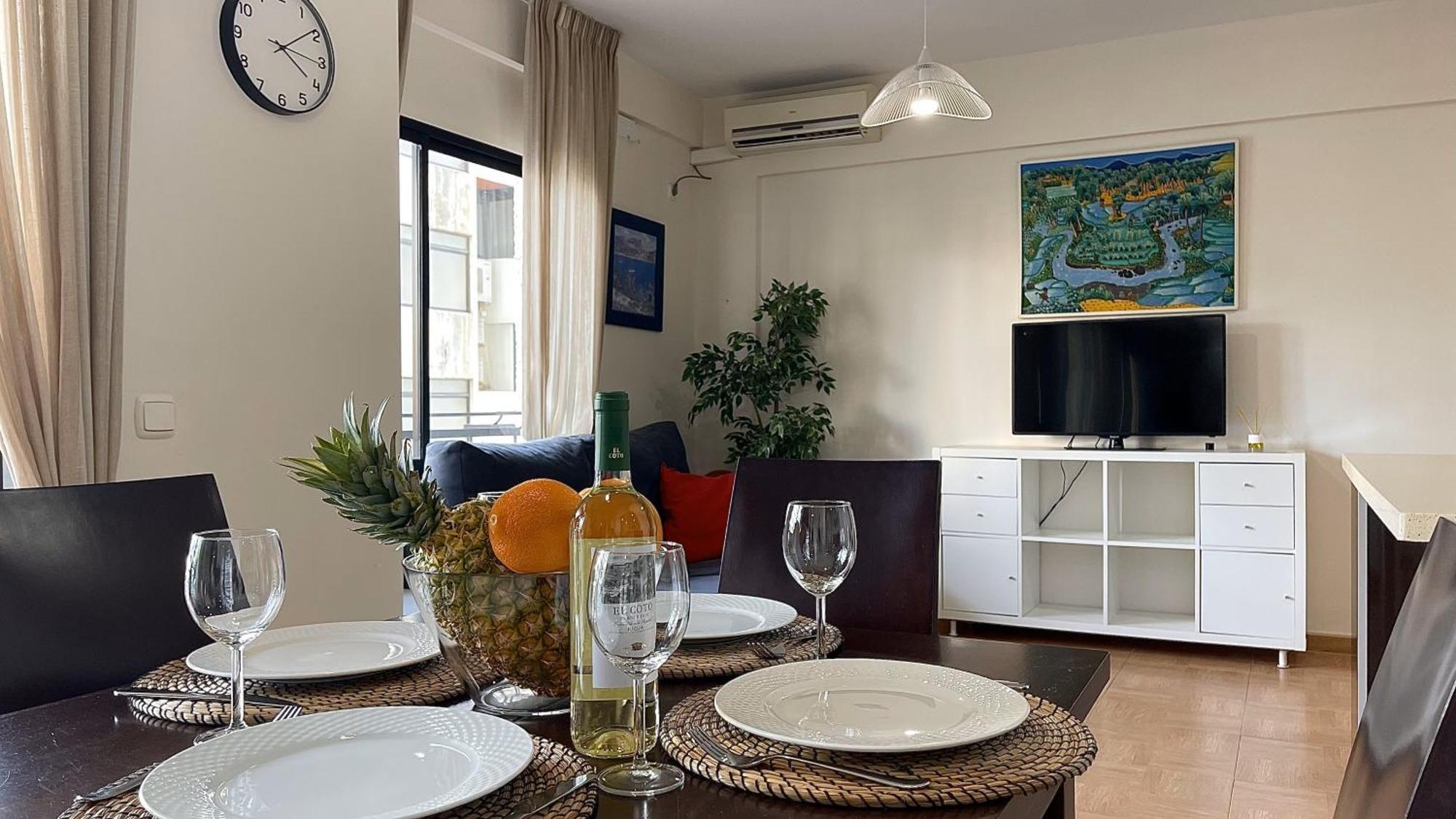 Beachfront 1Br Apartment In Center Of Marbella! Kültér fotó