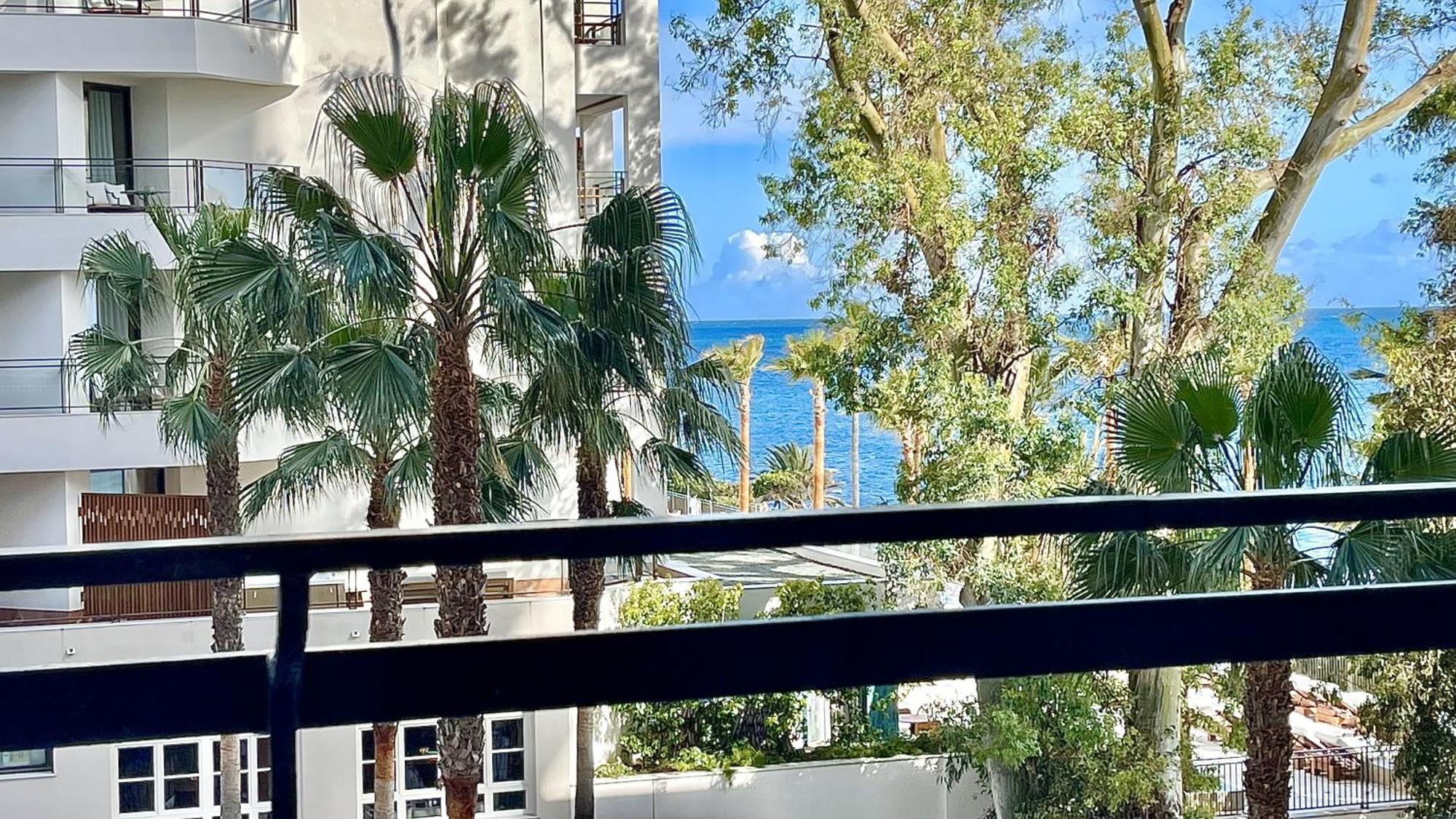 Beachfront 1Br Apartment In Center Of Marbella! Kültér fotó