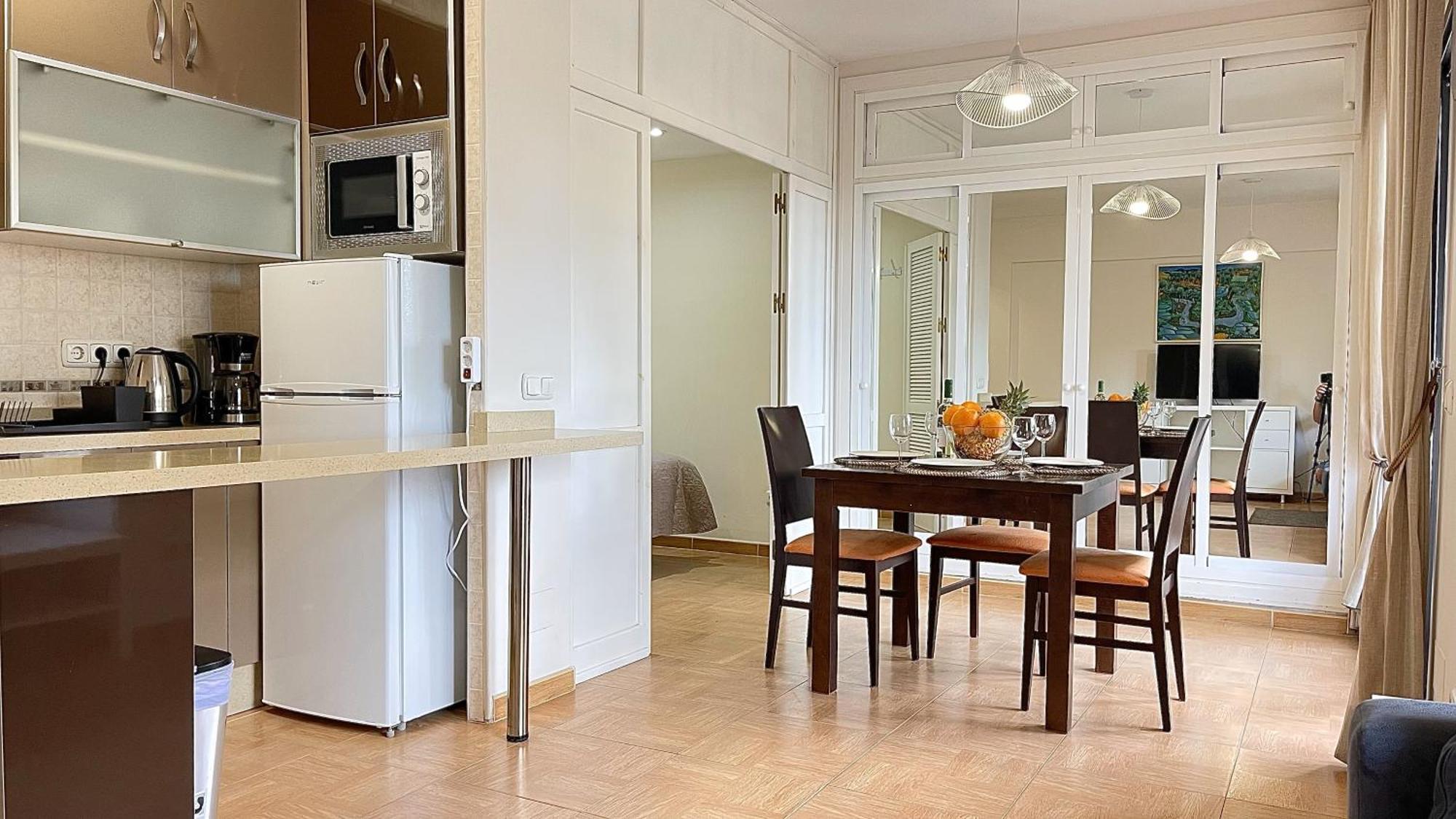 Beachfront 1Br Apartment In Center Of Marbella! Kültér fotó